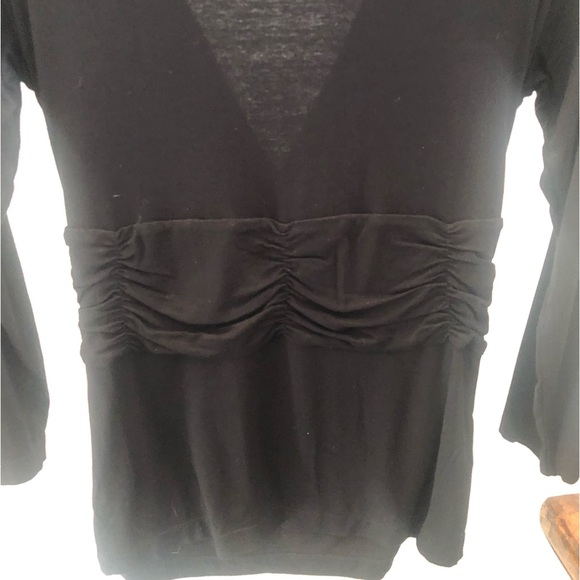 BCBGMAXAZRIA Unique Multiple Twist / Weave Front Top. Black. Size L. - Picture 4 of 7